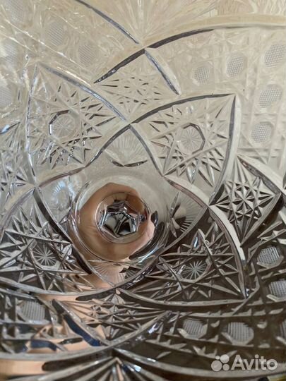 Хрустальная ваза для фруктов на ножке