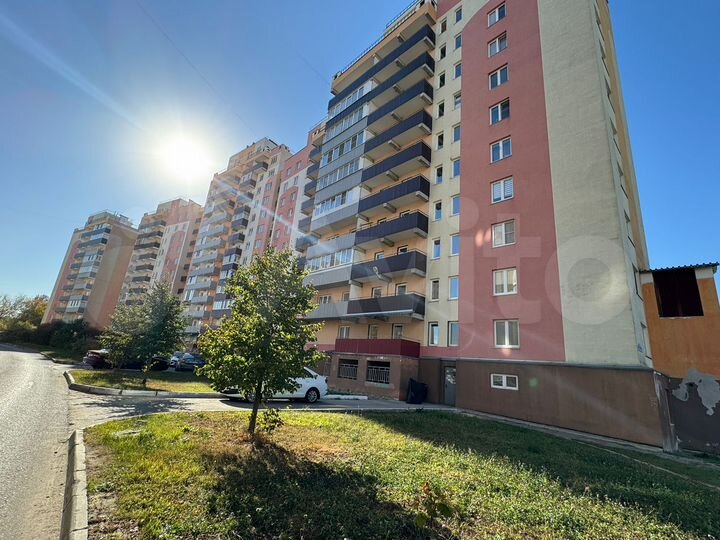 3-к. квартира, 85 м², 2/13 эт.