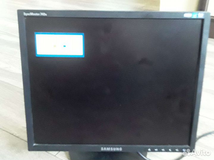 Монитор Samsung