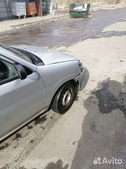 Автомобиль в разбор Mazda Demio