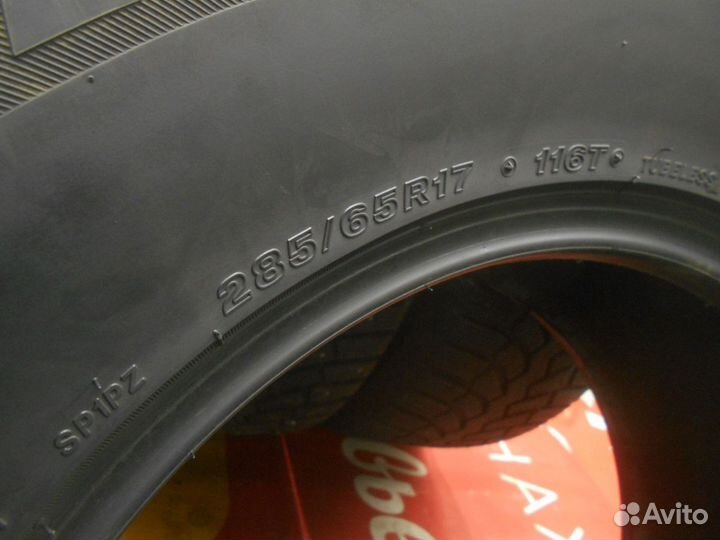 Bridgestone Blizzak Spike-01 285/65 R17