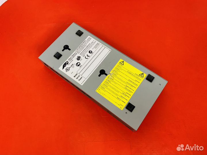 Свич 8 портов FS708