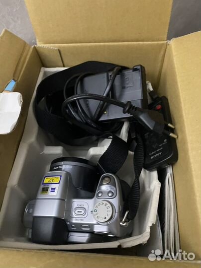 Цифровой фотоаппарат sony cyber shot DSC-H50