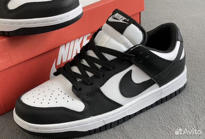 Nike Dunk Low Pro Sb Black White