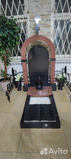 Эксклюзивный памятник Часовня