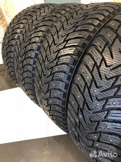 Nokian Tyres Hakkapeliitta 8 SUV 275/50 R20