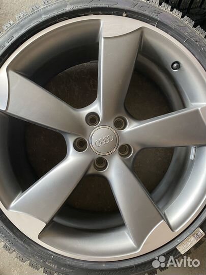 R20 Pirelli Ice Zero 255/35, PCD 5x112 DIA 66.6