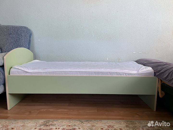Кровать детская 140 на 60