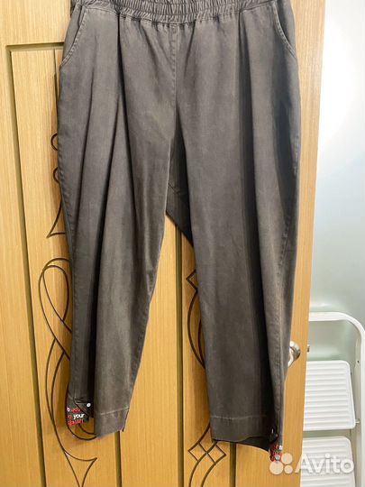 Джинсы женские