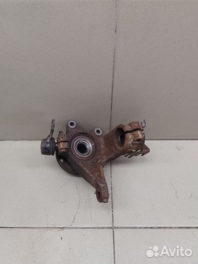 Кулак поворотный передний правый Xsara 2000-2005