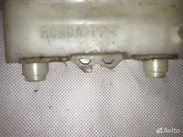 Бачок для тормозной жидкости Honda Hr-V GH3 D16W1