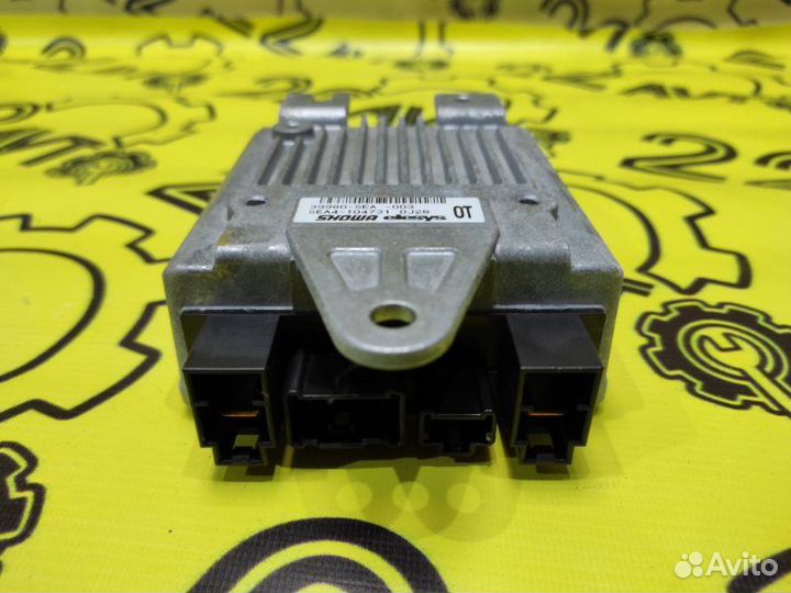 Блок управления рулевой рейкой Honda Accord CL9