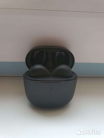 Bluetooth-гарнитура Philips TAT2236WT