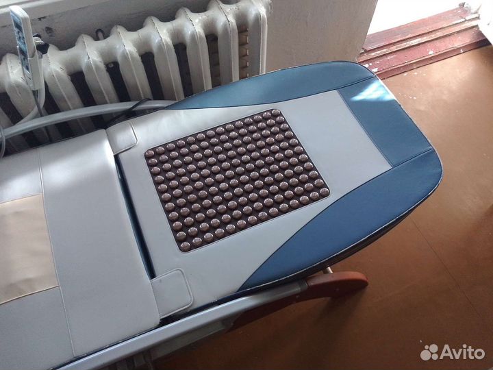 Массажная кровать б/у nuga best 5000