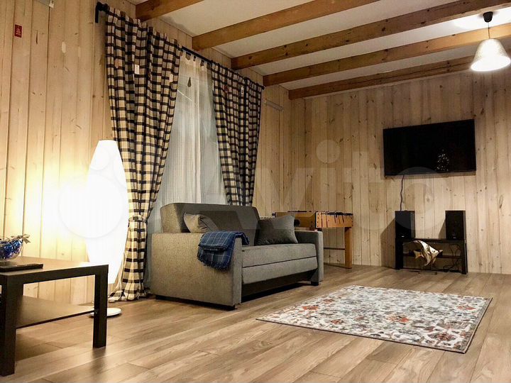 Дом 250 м² на участке 15 сот.