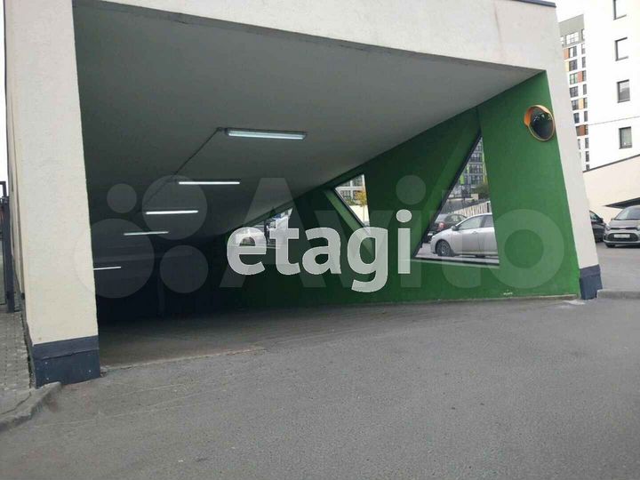 Машиноместо, 14 м²