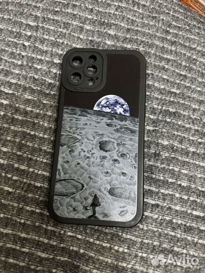 Чехлы на iPhone 12 pro