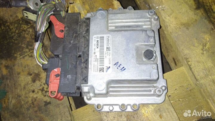Блок управления двигателем Форд Фокус 3