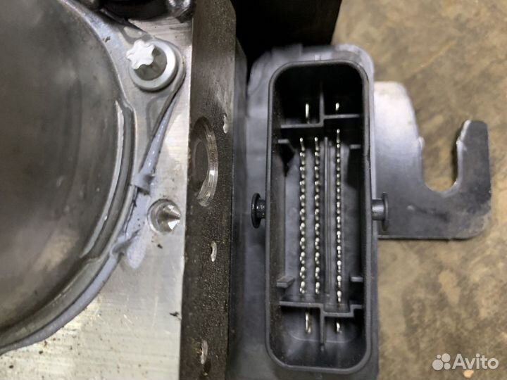 Блок ABS Renault arkana 1.6