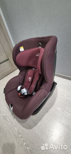 Автомобильное кресло britax romer trifix 2 i size
