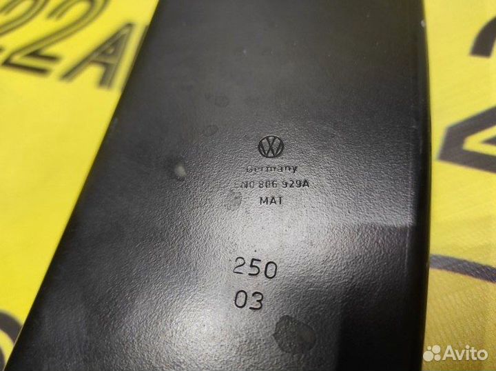 Кронштейн передний левый Volkswagen Tiguan 5NZ