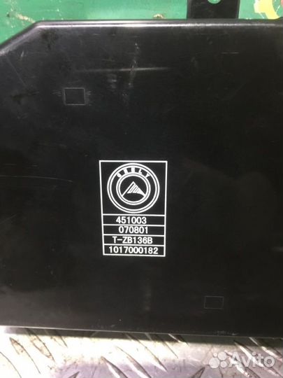 Щиток панель приборов Geely Otaka седан 1.5 2010