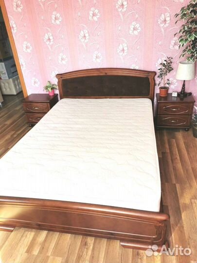 Кровать 2спальная из массива дерева