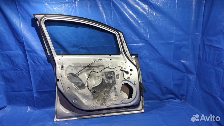Дверь передняя левая Opel Astra J 2010-2017