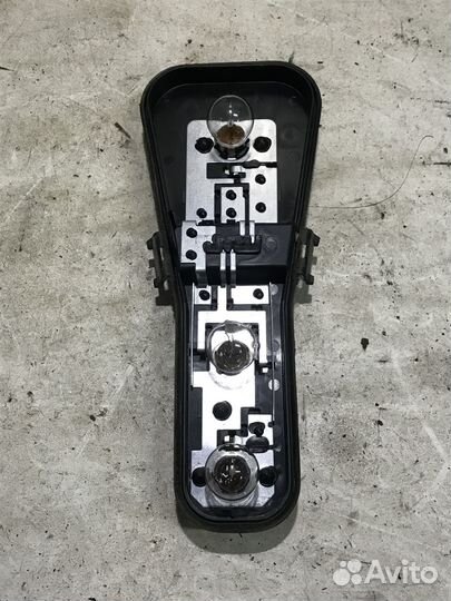 Плата фонаря левого Land Rover Range Rover 3