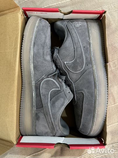 Продам кроссовки Nike Air Force 1 зимние