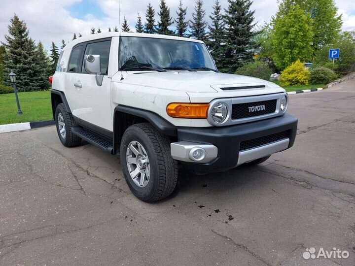 Toyota FJ Cruiser 4.0 AT, 2022, 50 км