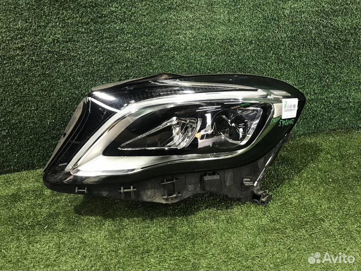 Фара левая Mercedes-Benz GLA-Class