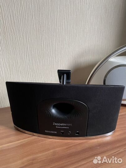 Bowers wilkins zeppelin mini