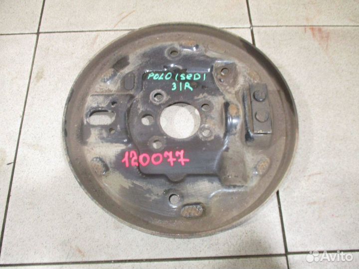 Щит опорный задний правый VW Polo Sedan