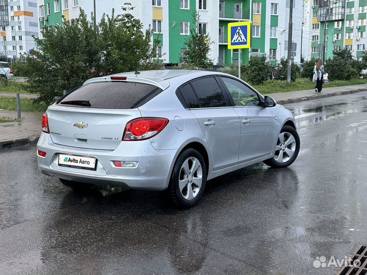 Chevrolet Cruze 1.8 AT, 2012, 74 000 км