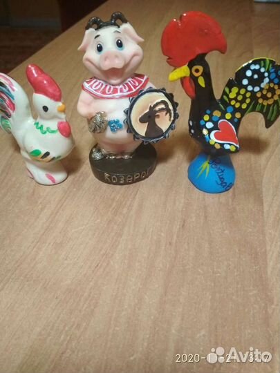 Статуэтки разные