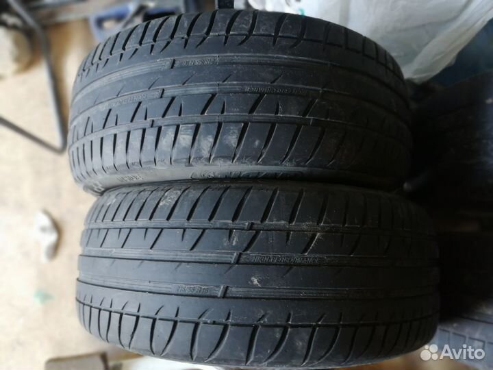 Tigar High Performance 215/55 R16 91B