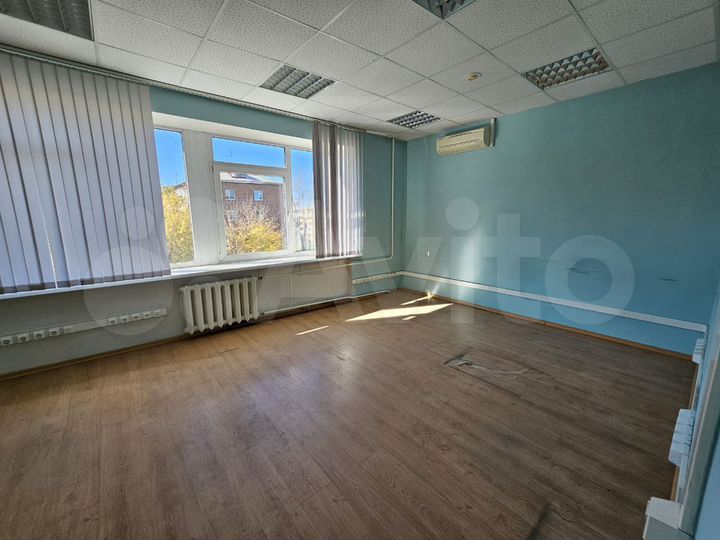 Офис, 630 м²
