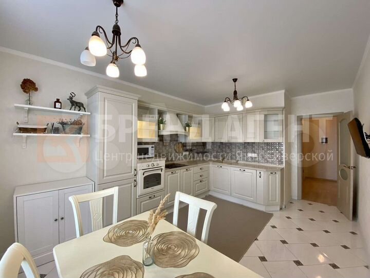 3-к. квартира, 101 м², 11/16 эт.