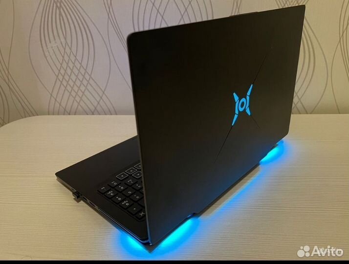 Игровой ноутбук Honor Hunter V700, i7, RTX 2060