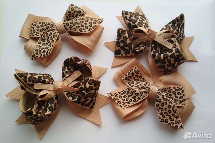 Бант для волос с леопардовым принтом на заколке
