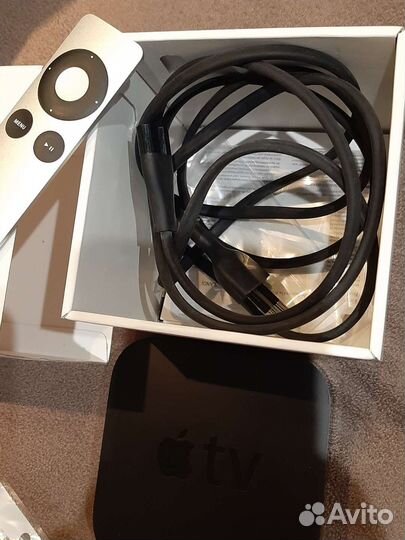Приставка к телевизору Apple TV