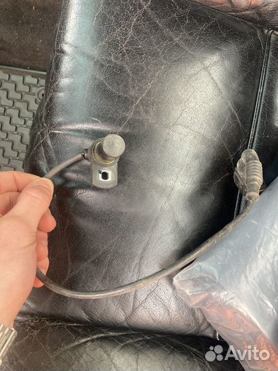 Датчик распредвала bmw