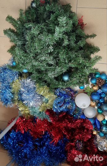 Елка искусственная,шлейф,гирлянда