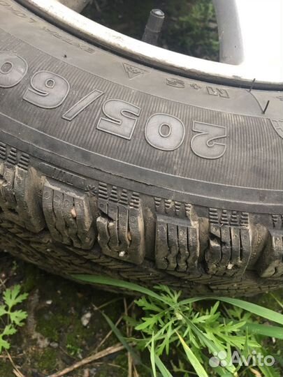 Литые диски в сборе subaru 5/100 205/60/6.5