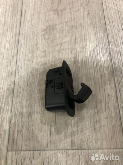 94072sa020jc Крючок Subaru Forester (S12) (2008