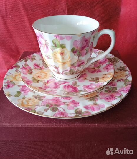 Чашка с блюдцем фарфор