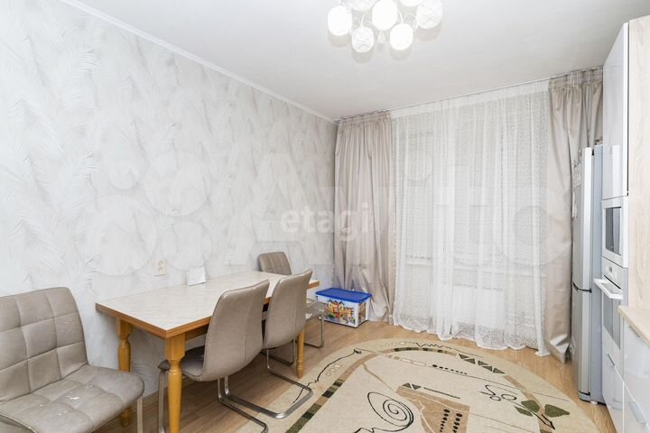 3-к. квартира, 80,3 м², 1/16 эт.