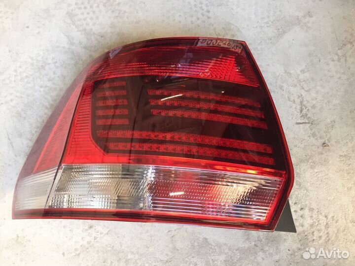 Фонарь задний левый Фольксваген поло 15-20
