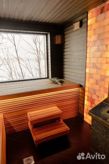 Бани на дровах на берегу Волги